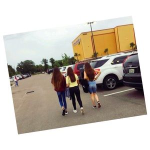 Meet your Posher, Kayla